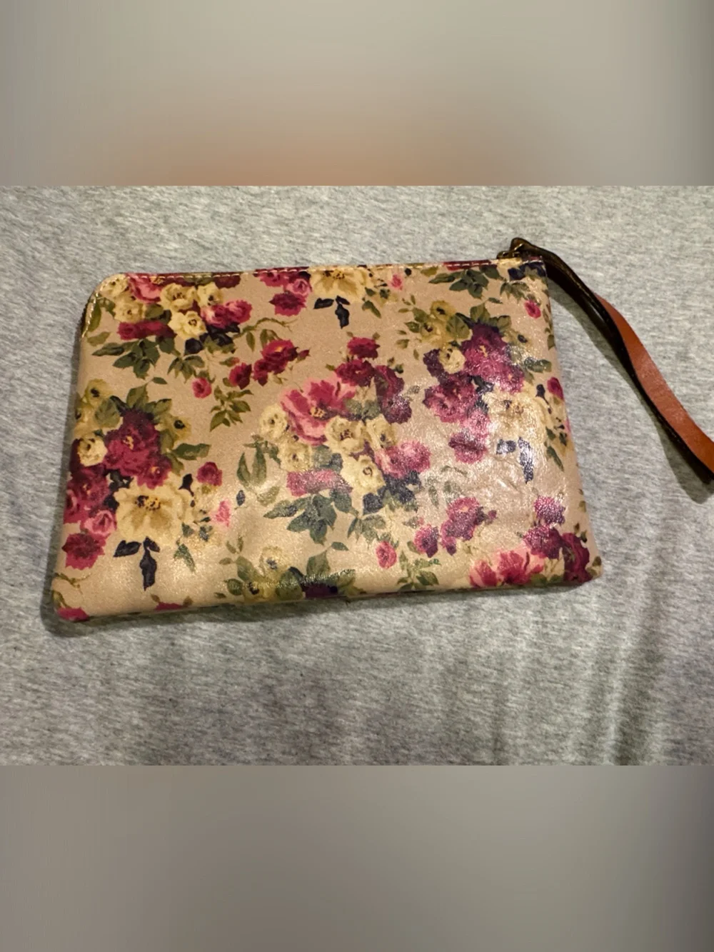 Patricia Nash Floral Leather Zip Wristlet in Beige With Interior Pockets